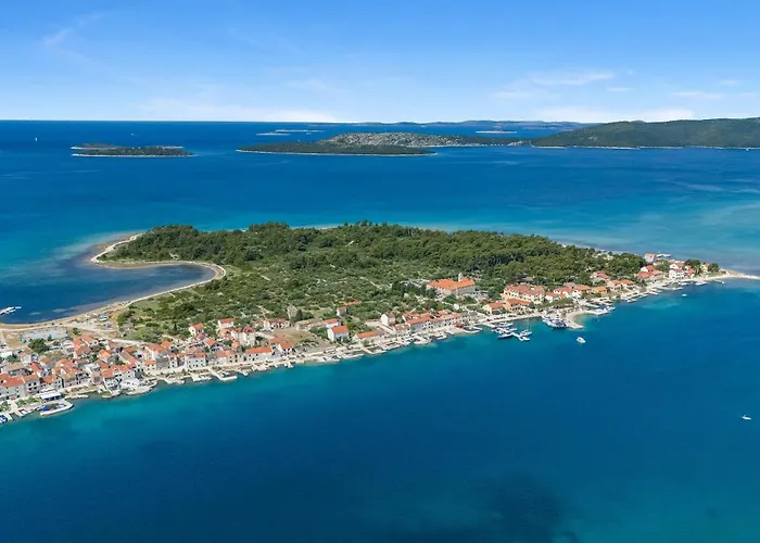 1 Bedroom Lovely In * Brodarica (Sibenik-Knin)